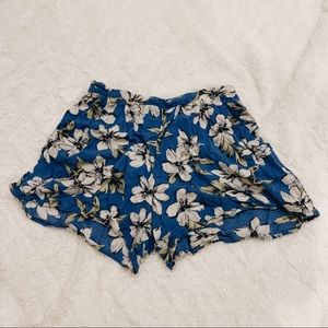 HOLLISTER BLUE FLORAL FLOWY SUMMER SHORTS